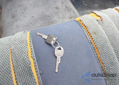 1993 Chevrolet S Truck S10 from USA, damaged, VIN 1GCCS14Z2P8175318